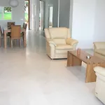 Cel *